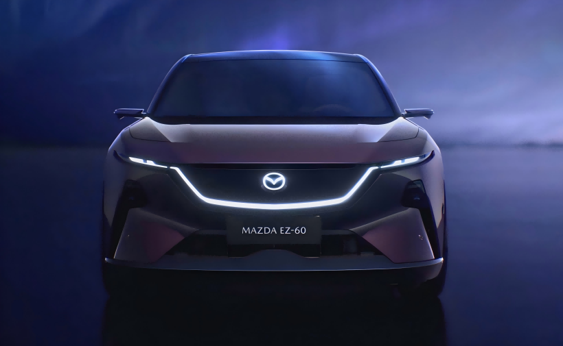 Mazda ez - 60 irudi ofizialak. Diseinua oso futurista da. Apirilaren 23an egingo du lehen debuta.
