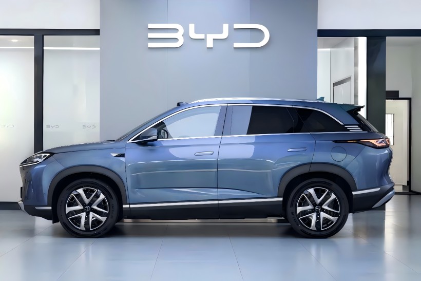 Byd zigilua 07 DM-I gidatzeko bertsio adimenduna, 250.000 yuan-ko hasierako prezioa kalkulatu eta merkatuan laster joatea espero da, saltokietara iritsi da.