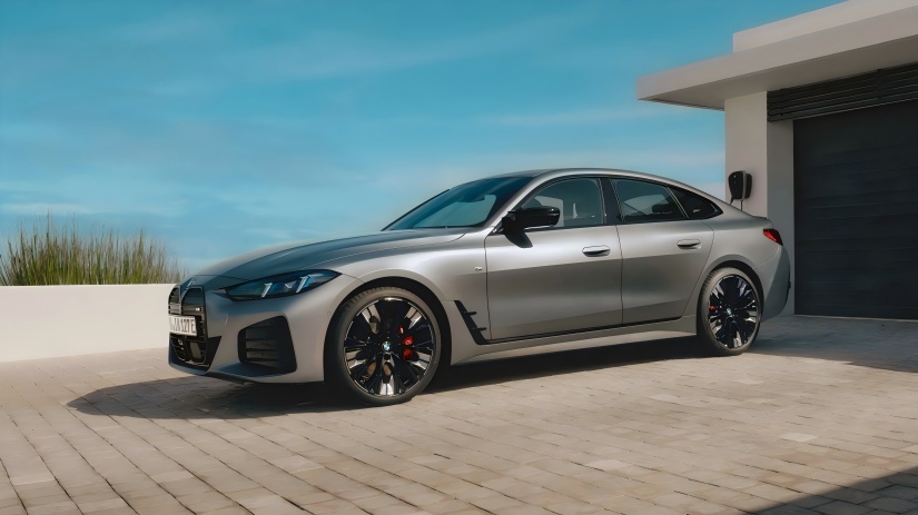 BMW I4 M60 berria bere M3 propioa al daiteke? Kaleratutako eredu berriaren irudi ofizialak, potentzia handiena 601 zaldi-potoraino igo da.