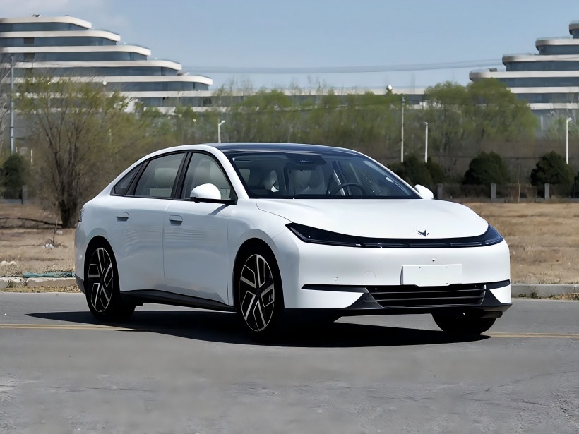 Beijing Arcfox S3-en 650 km-k aurtengo abiarazte ofizialak eragin zituen